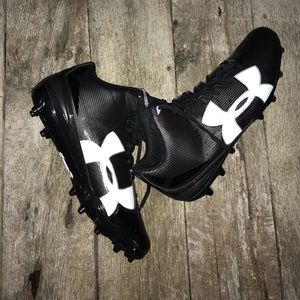 Under Armour White on Black Football Cleats 15